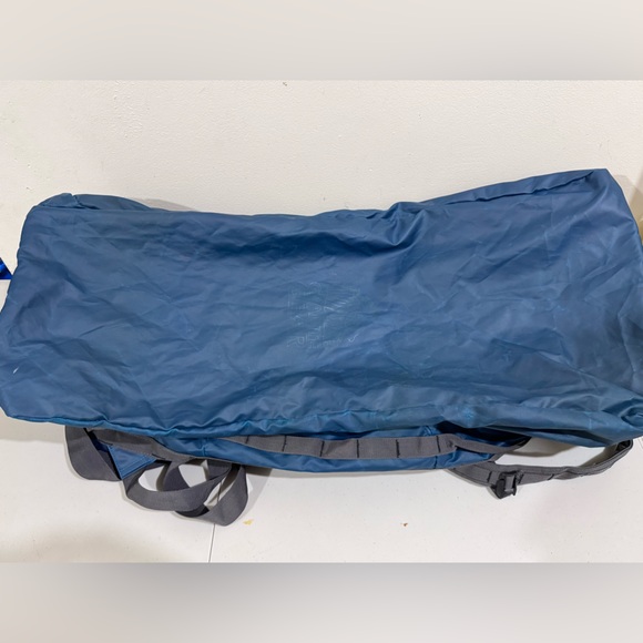 Tobi Navy and Charcoal Duffel Bag - Picture 4 of 9